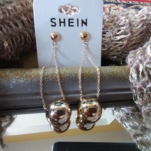 💮Chain and ball earrings